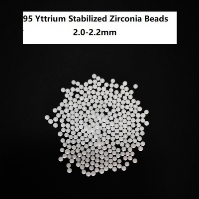 매스컴 고강도 견고성을 부수는 95%  지르코니아 비즈 2.0-2.2mm 산화 지르코늄